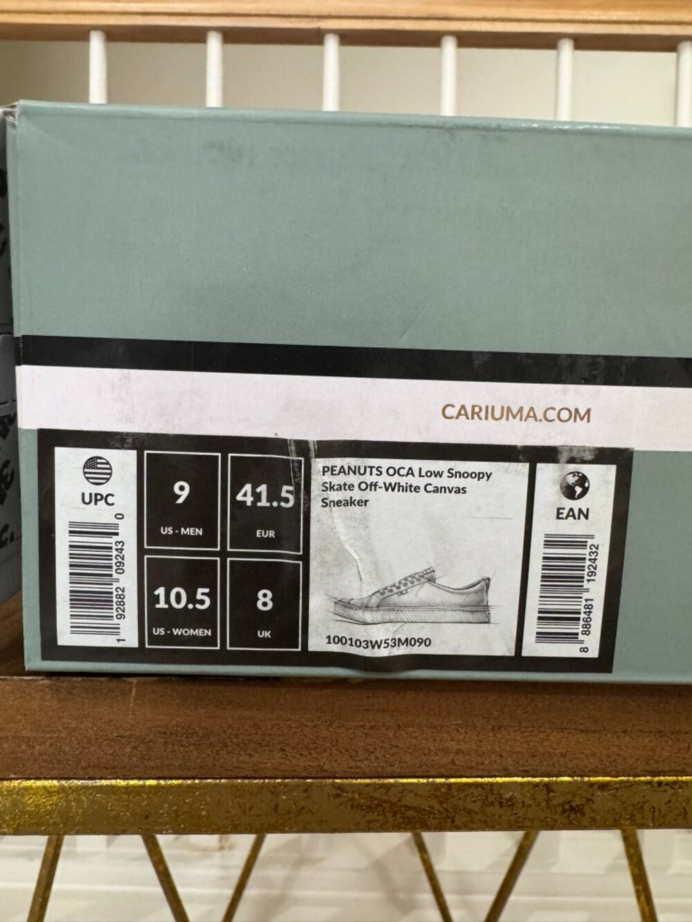 Cariuma OCA Low x Peanuts Snoopy Skate Sneaker Low Top Unisex (M 9, W 10.5) - Picture 6 of 6